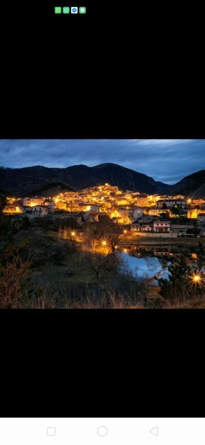 La Casetta Di Anna Villalago エクステリア 写真